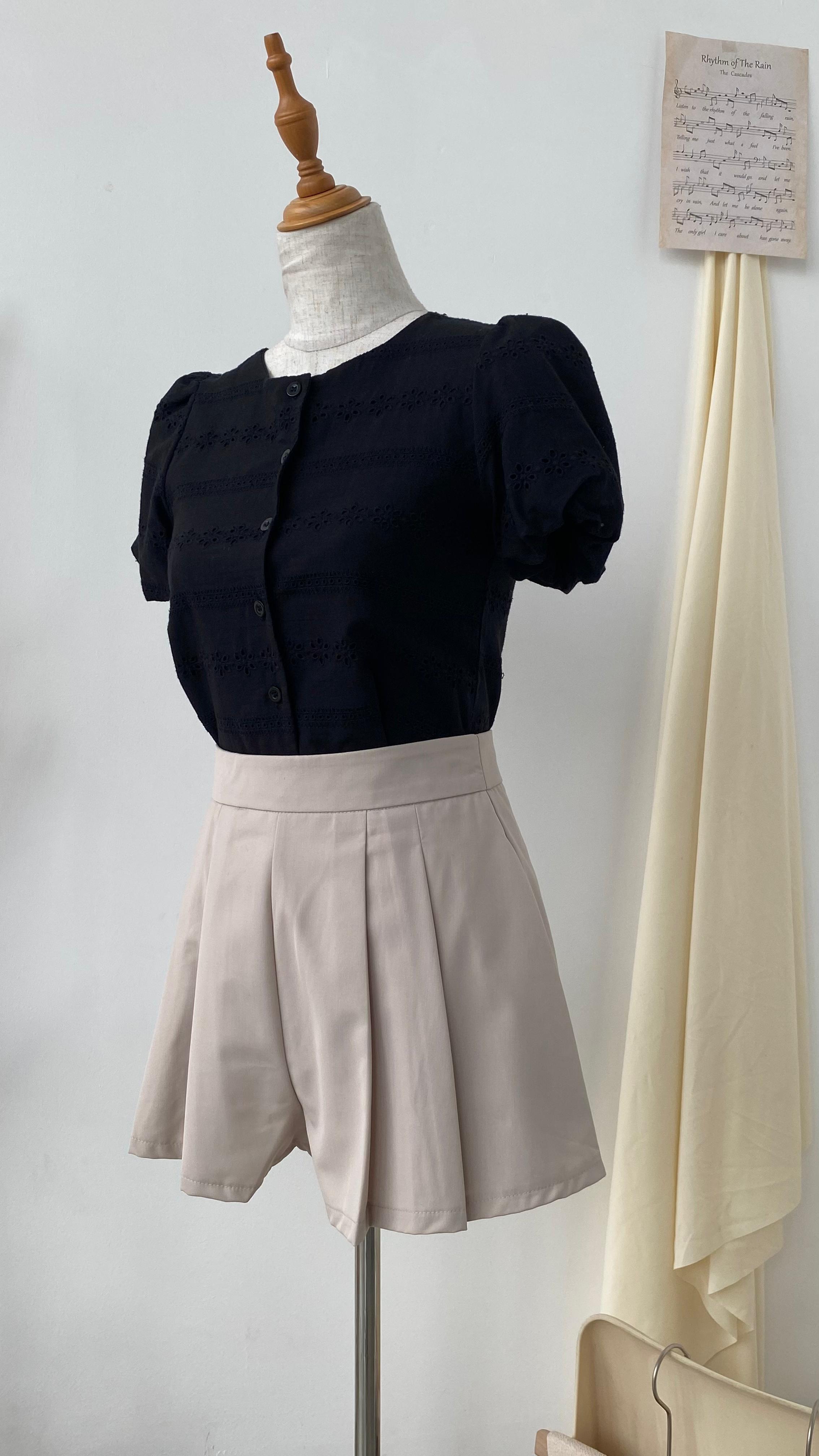 Aeris Shorts