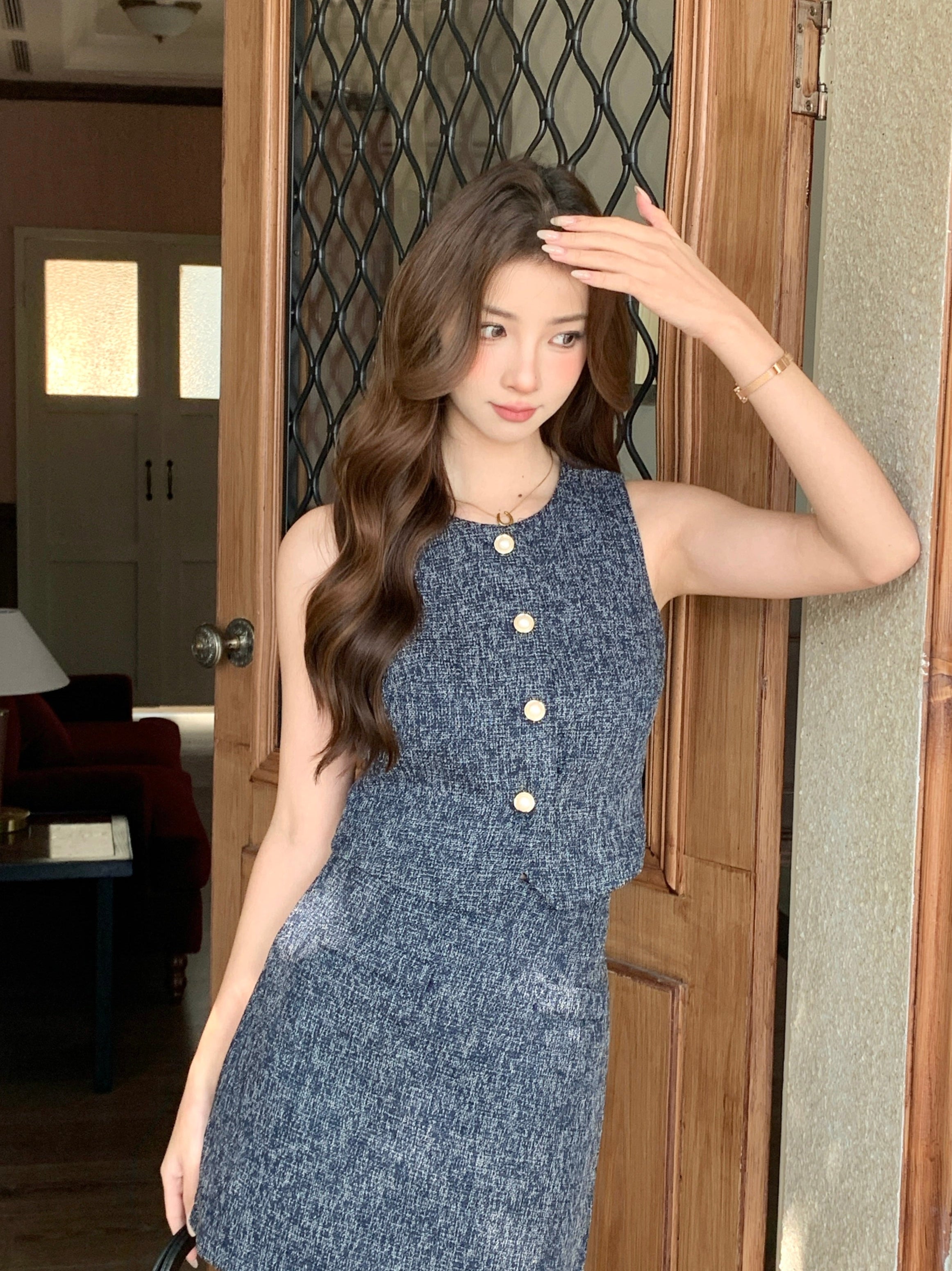 Nyra Vest