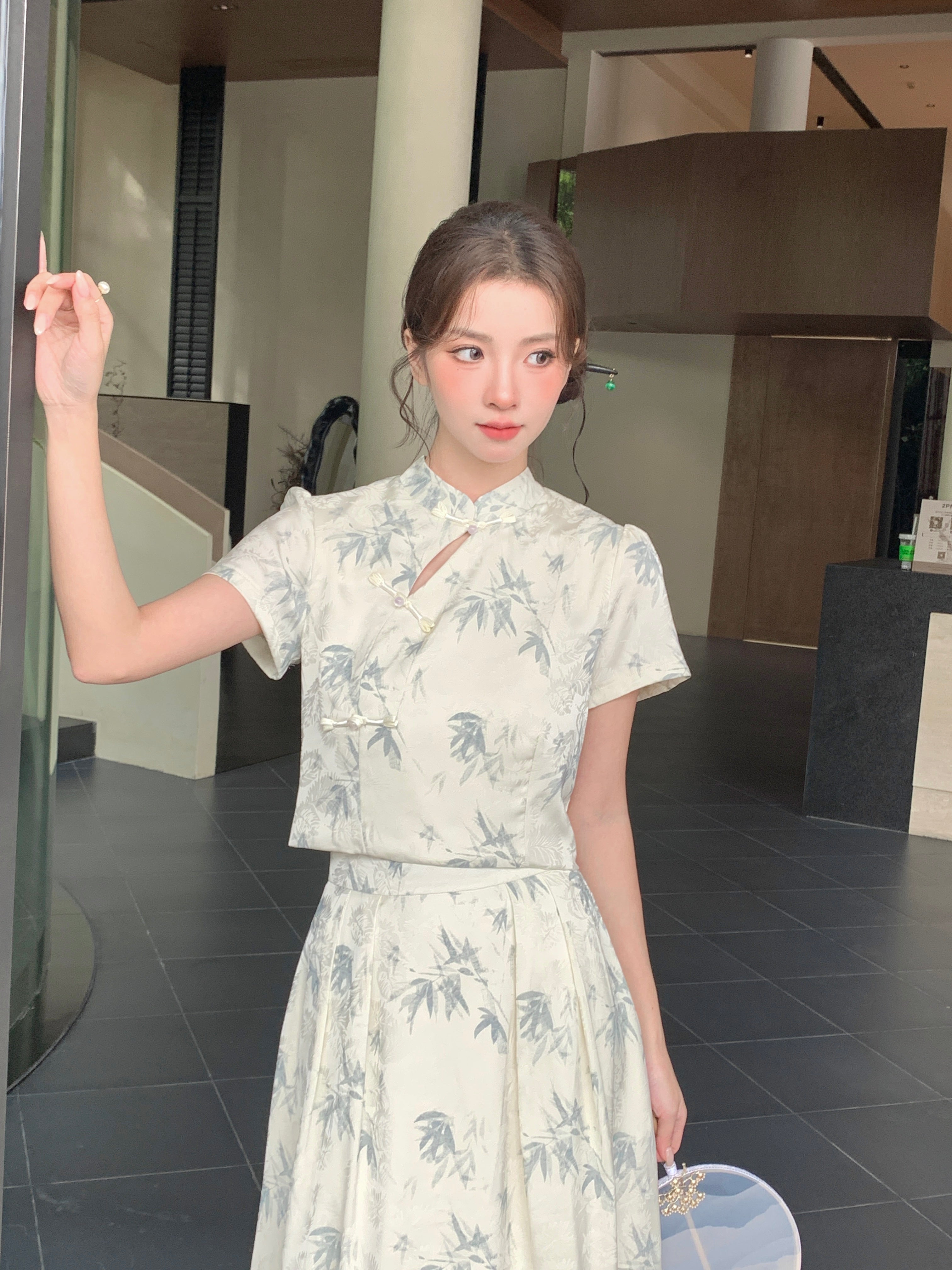Qiu Hua Top