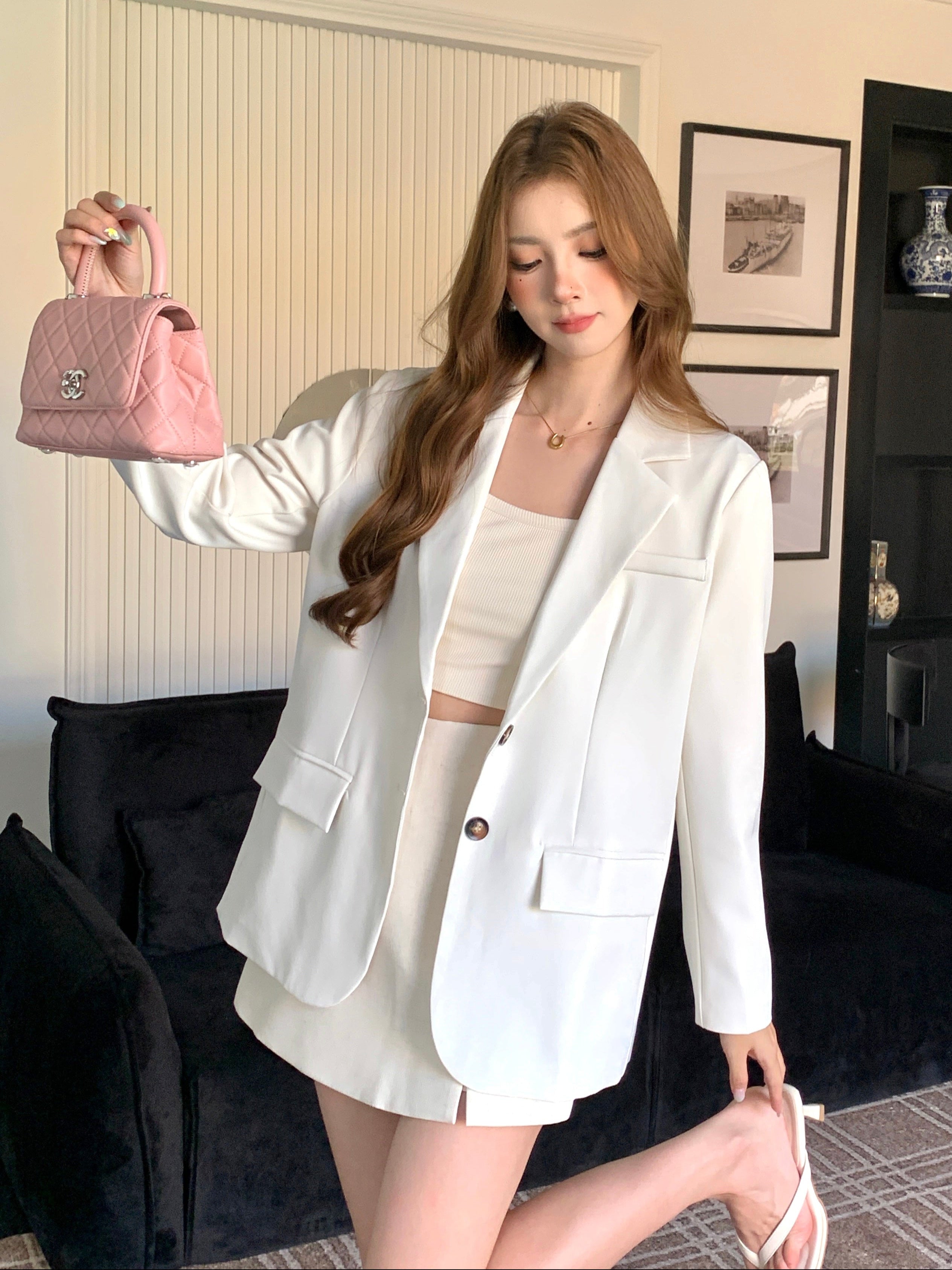 Anora Blazer