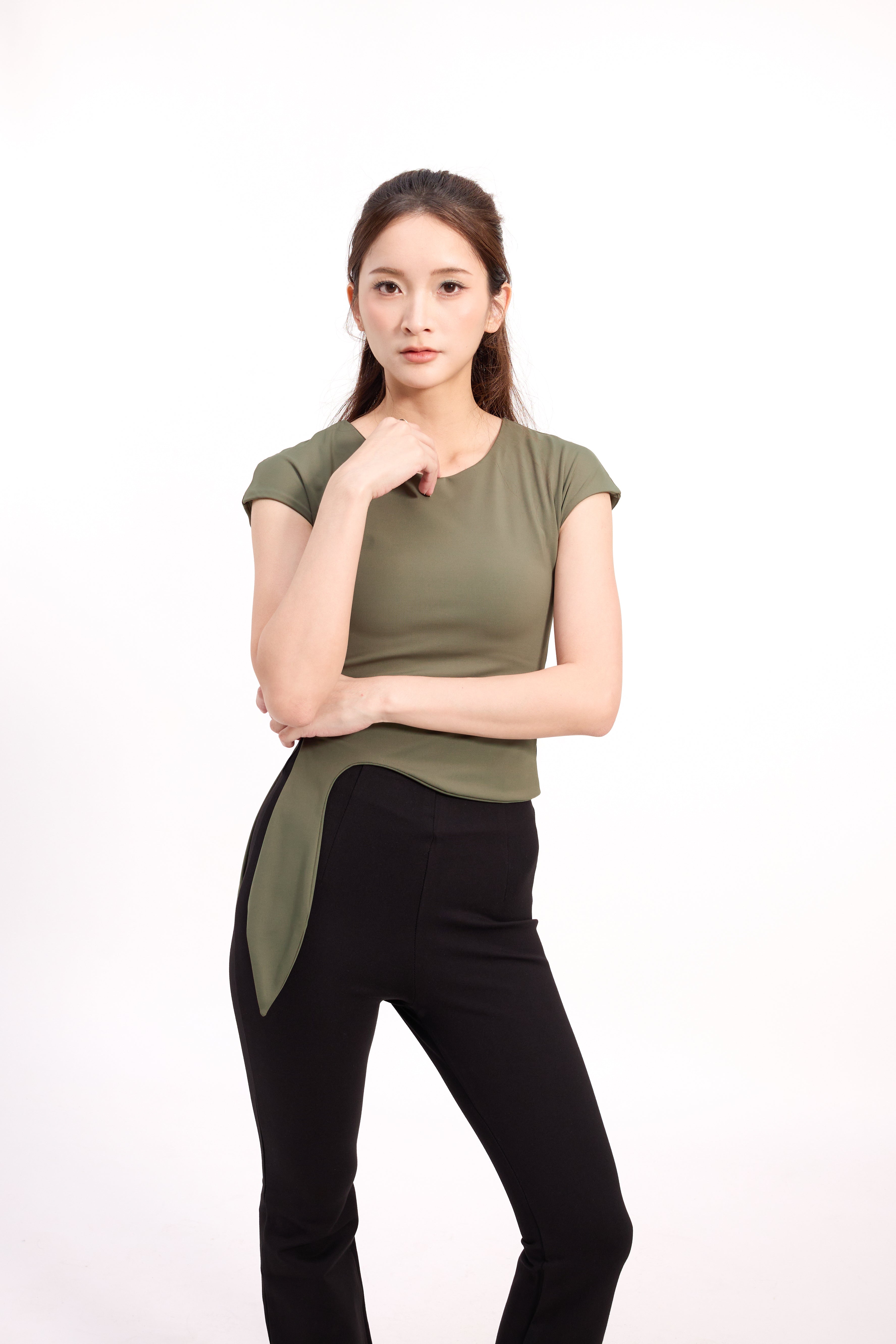 Cyra Top