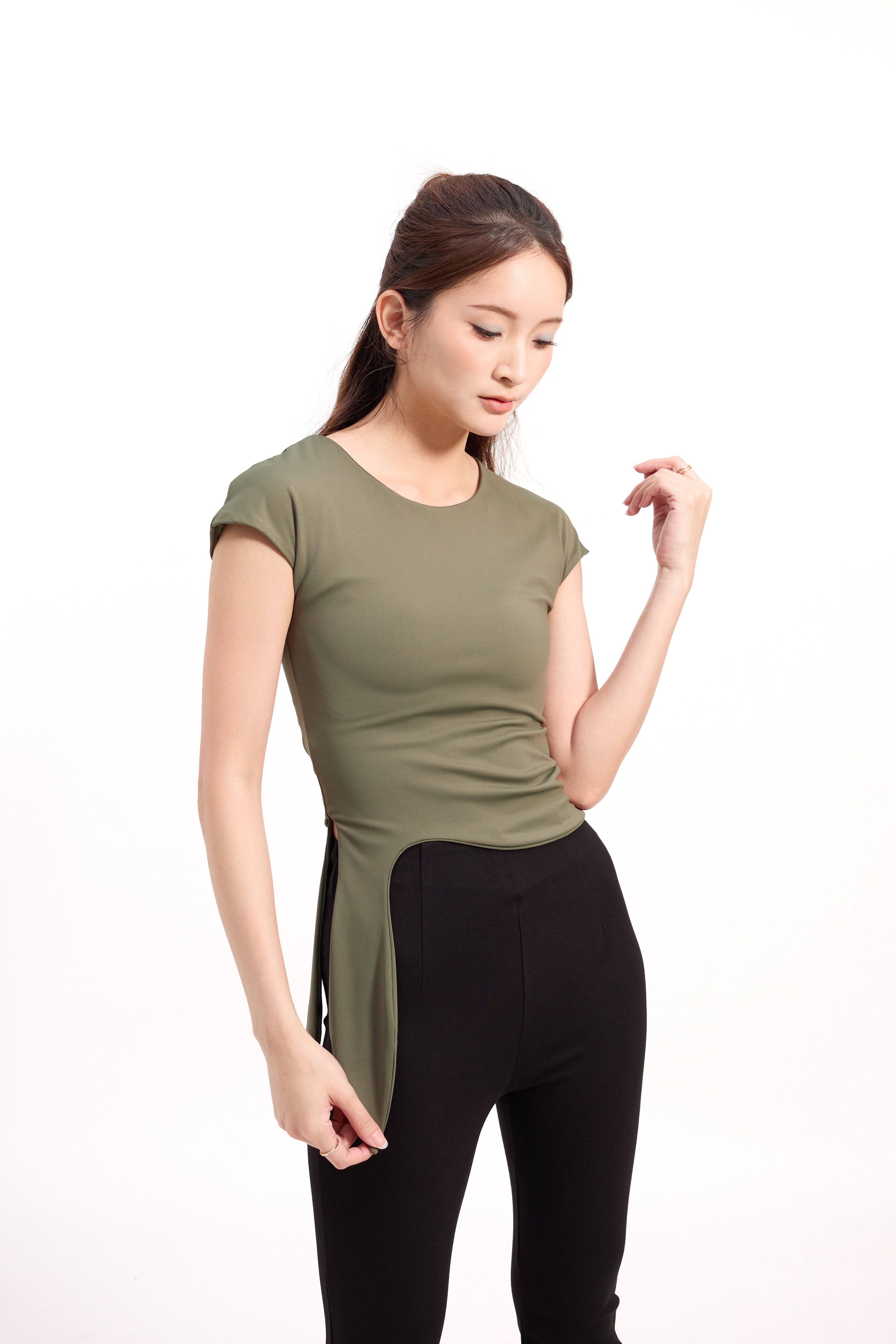Cyra Top