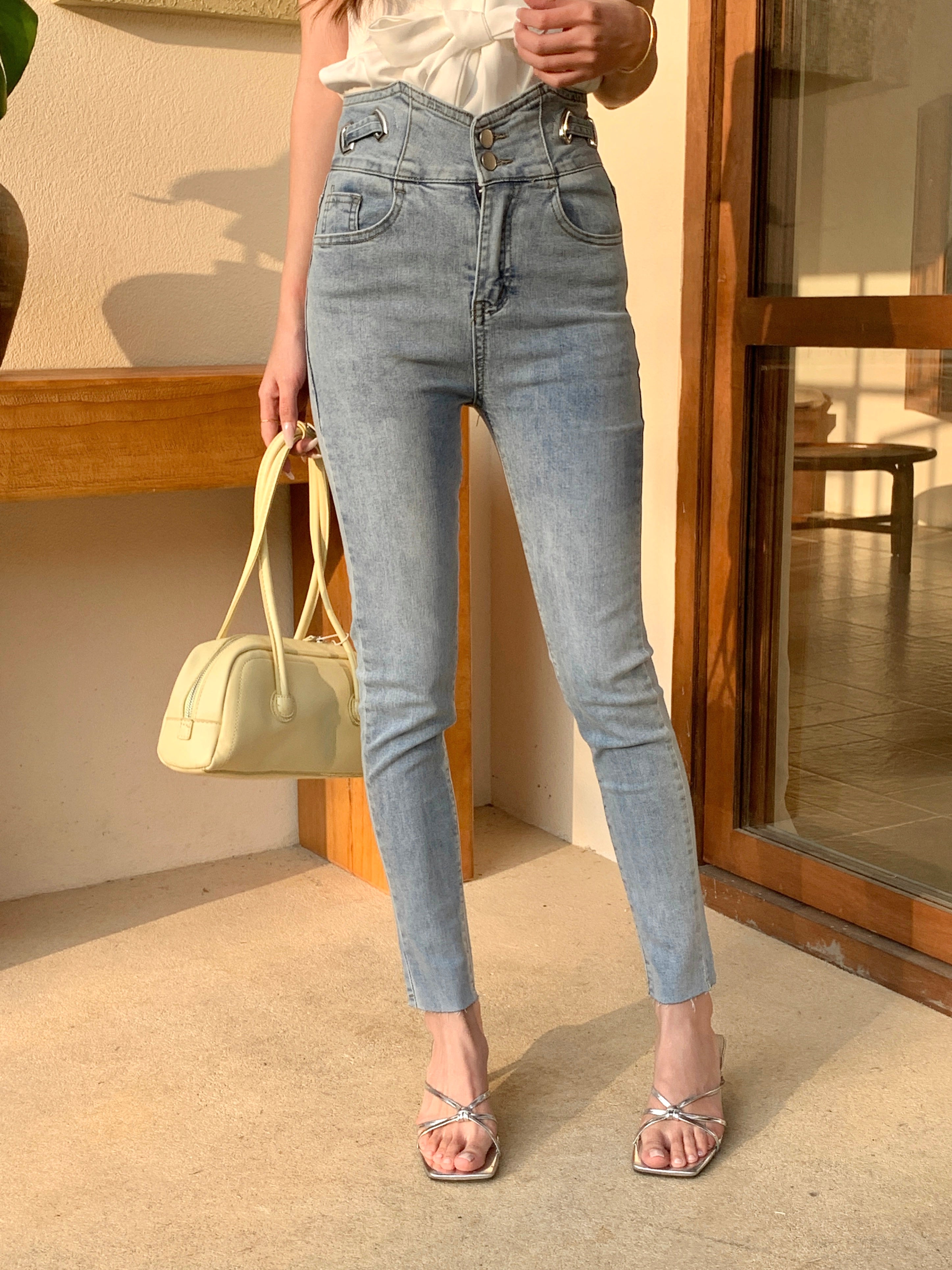 Vickey Denim Jeans