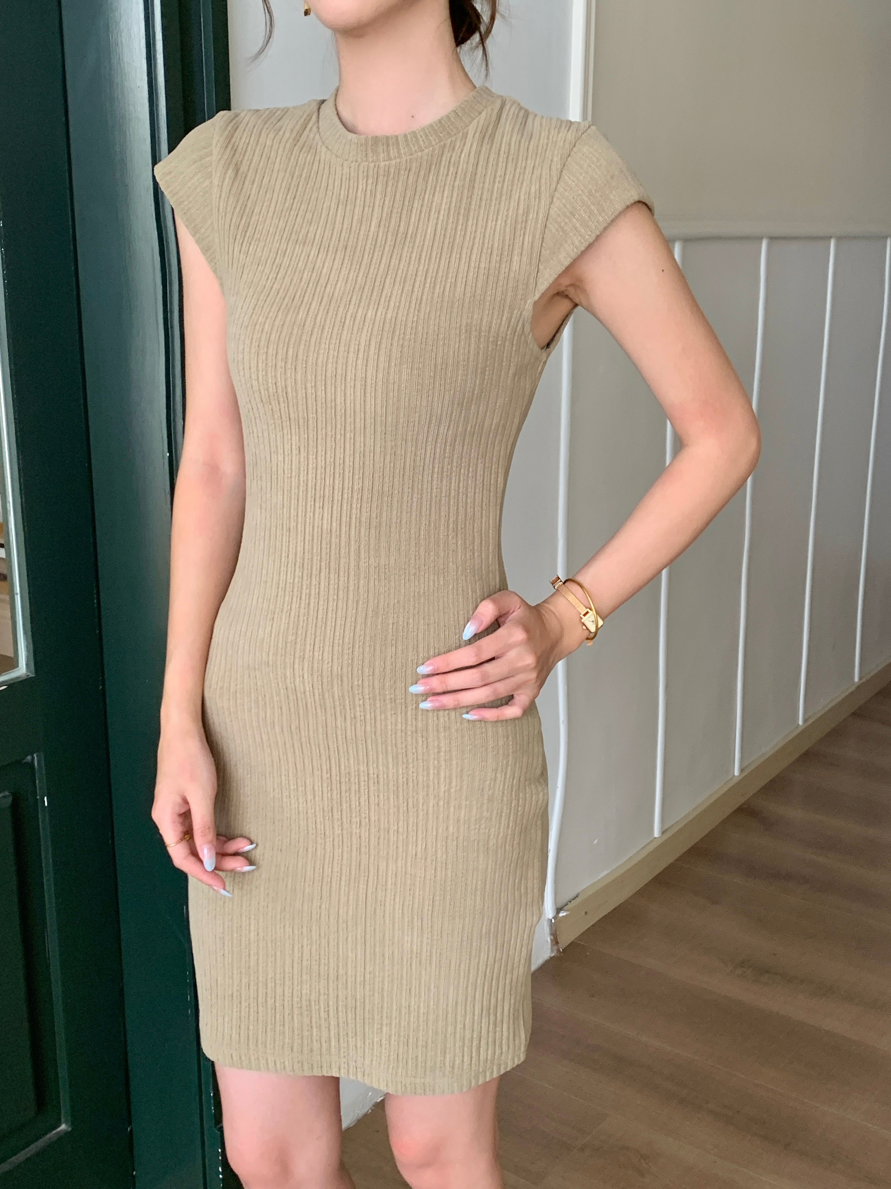 Makki Dress