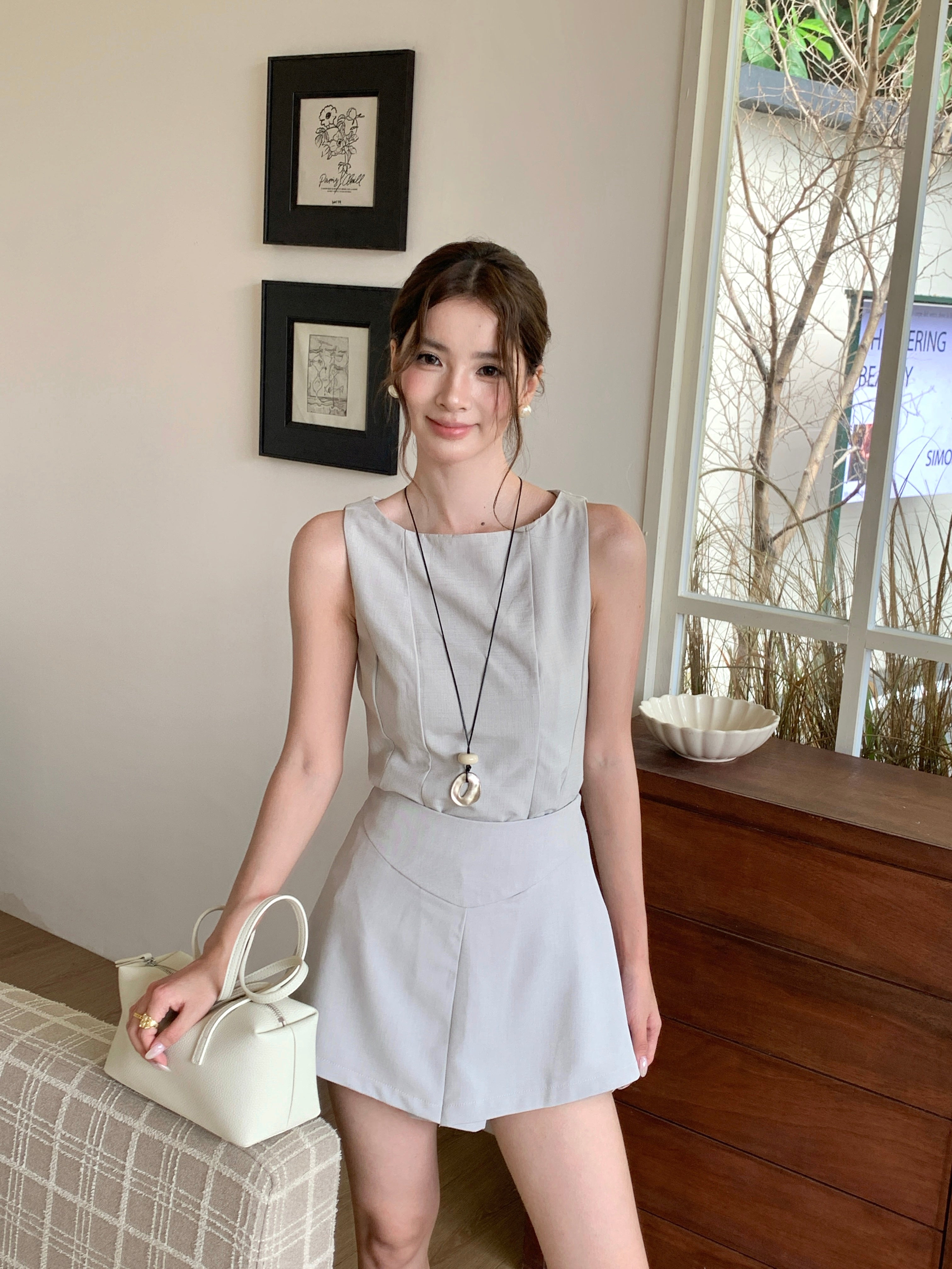 Leonie Top