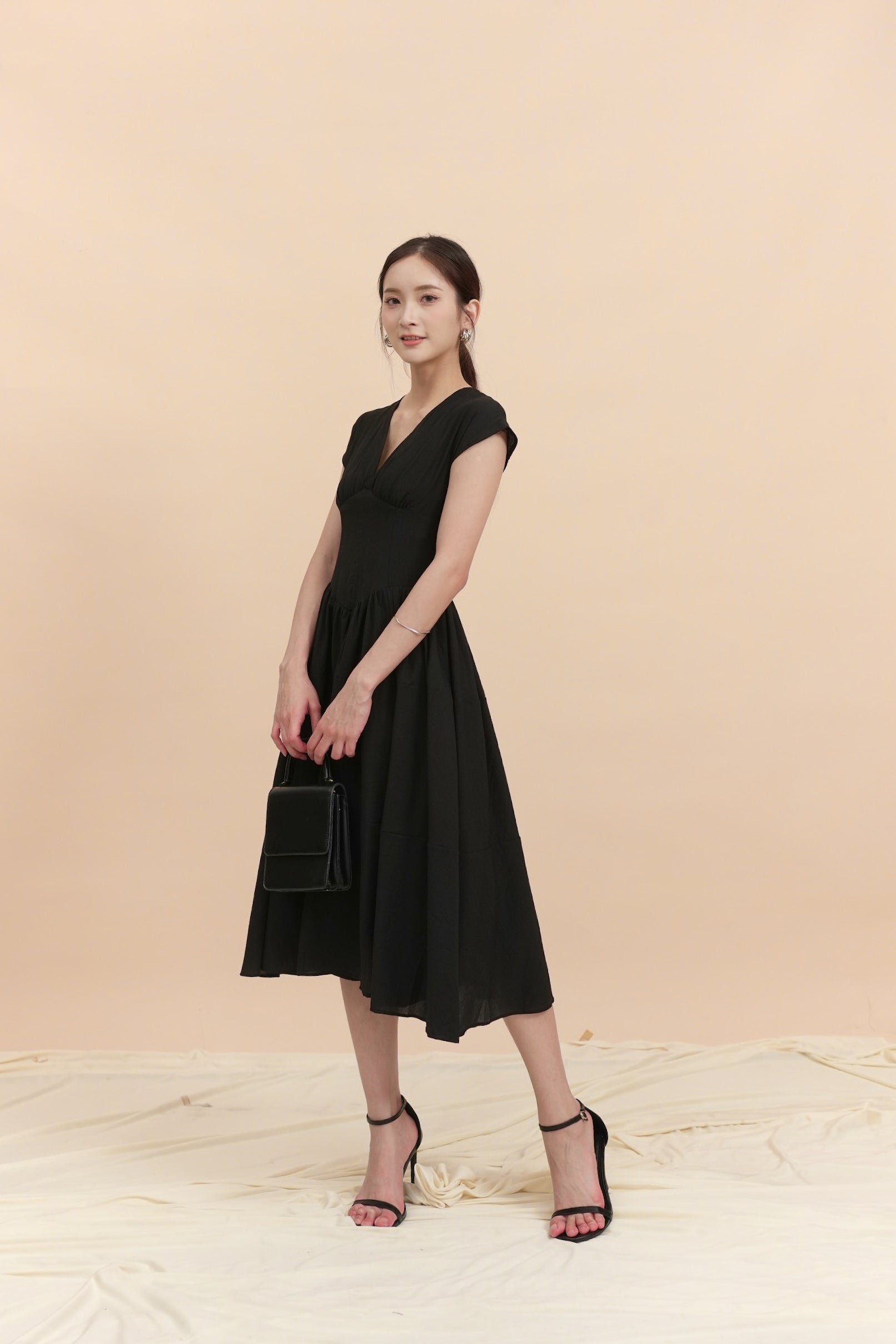Yoer Dress