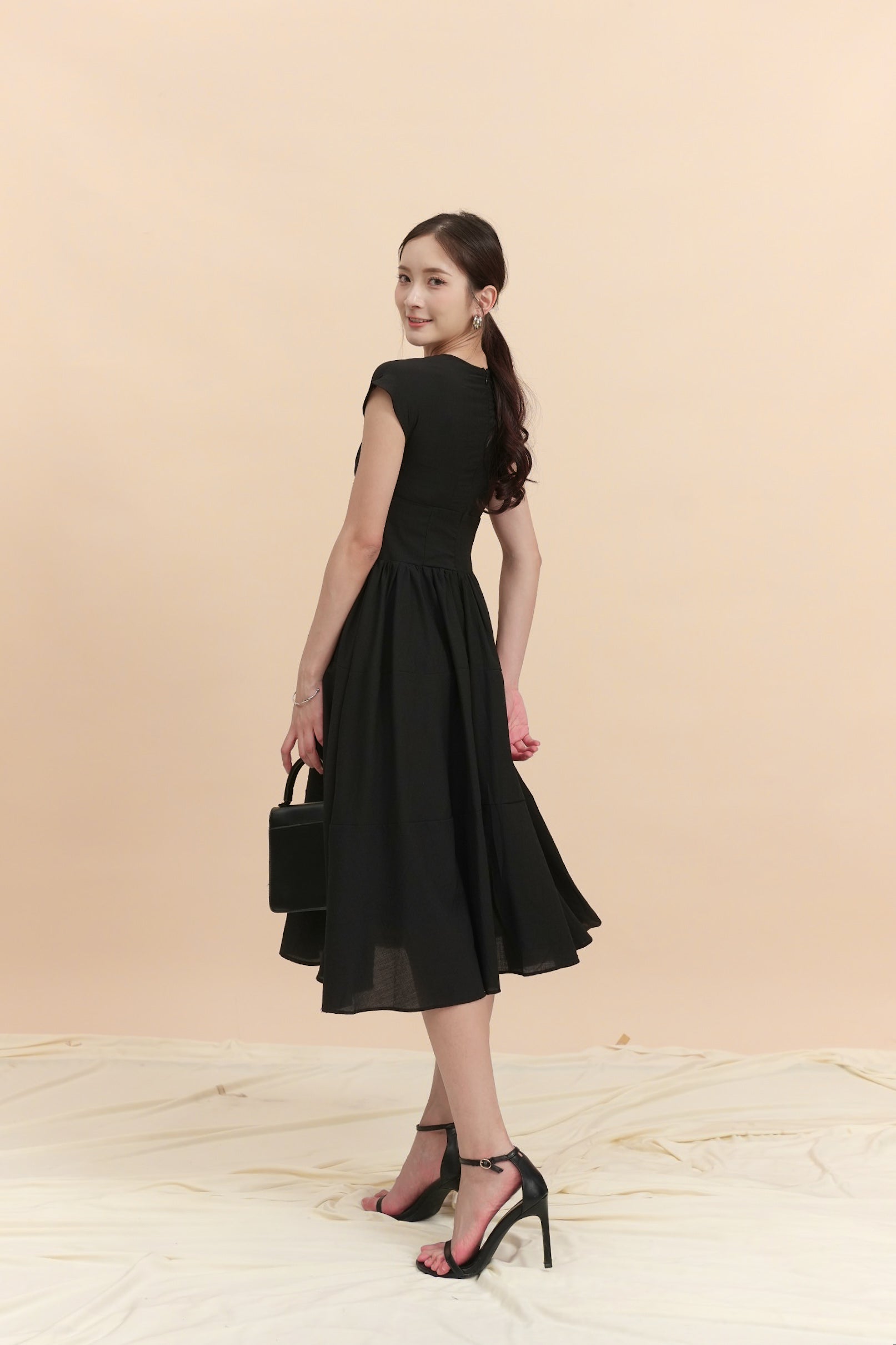 Yoer Dress