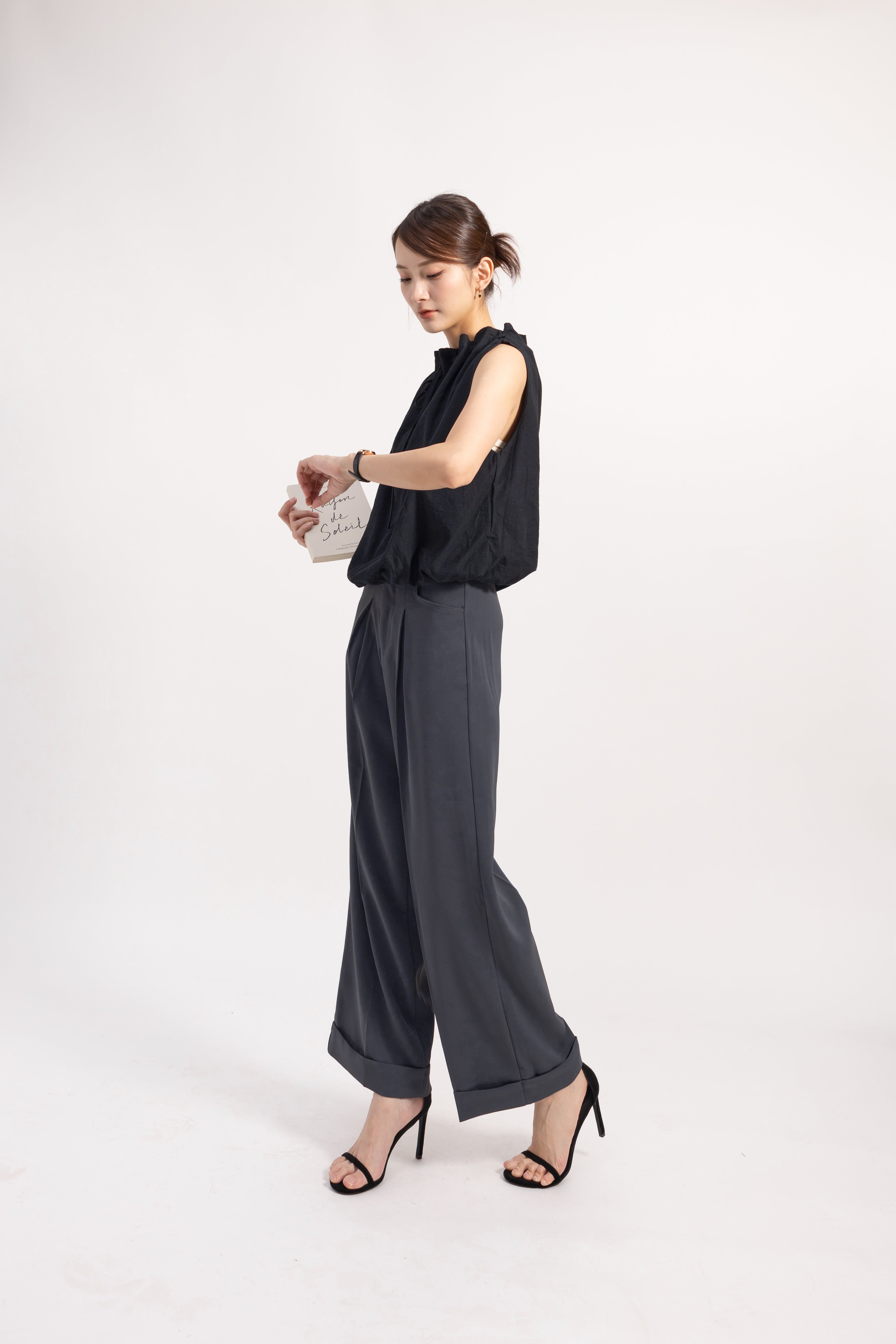 Lora Top