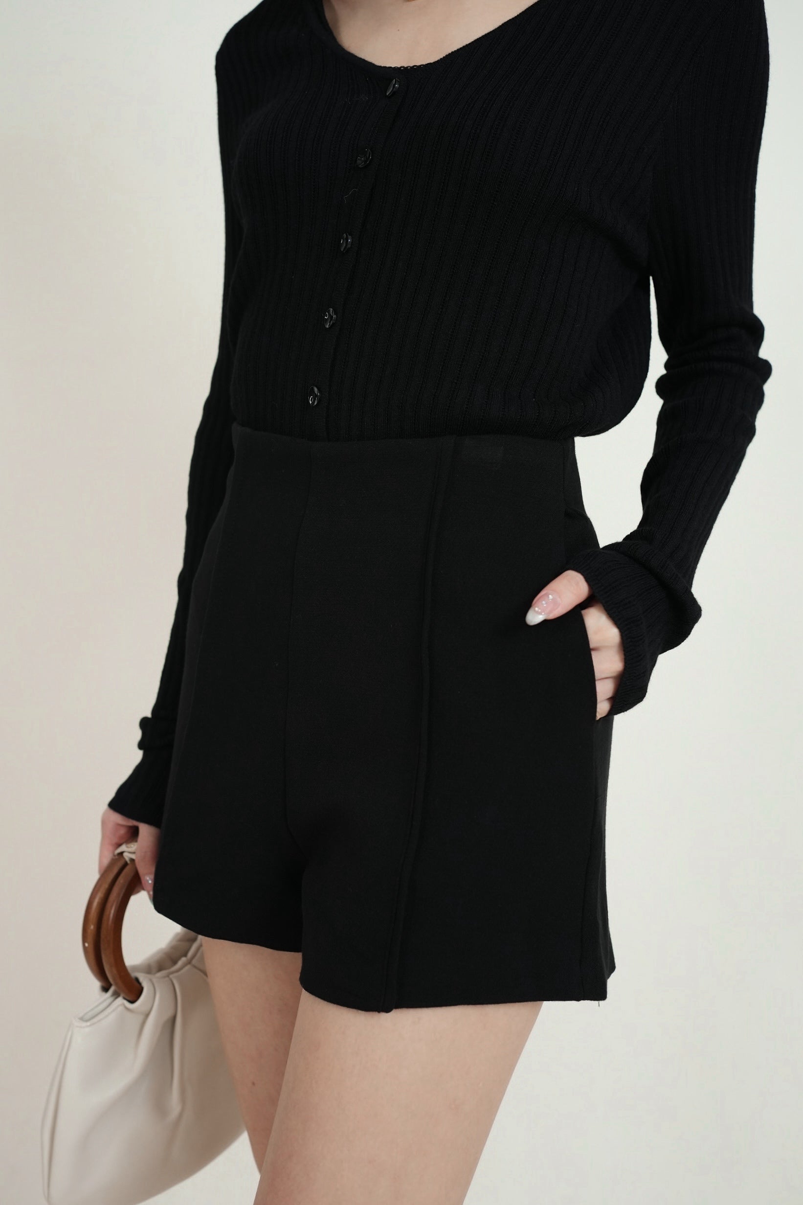 Reze Shorts