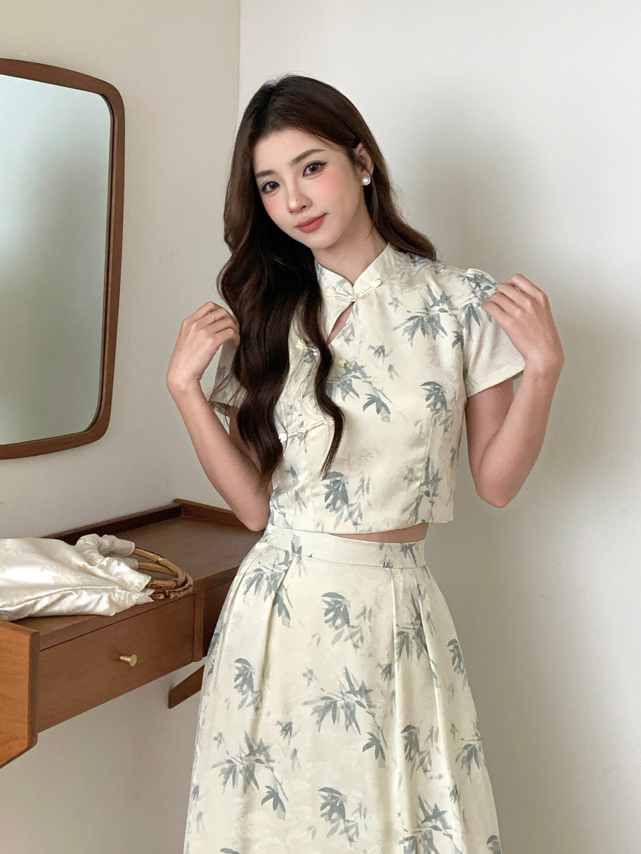 Qiu Hua Top