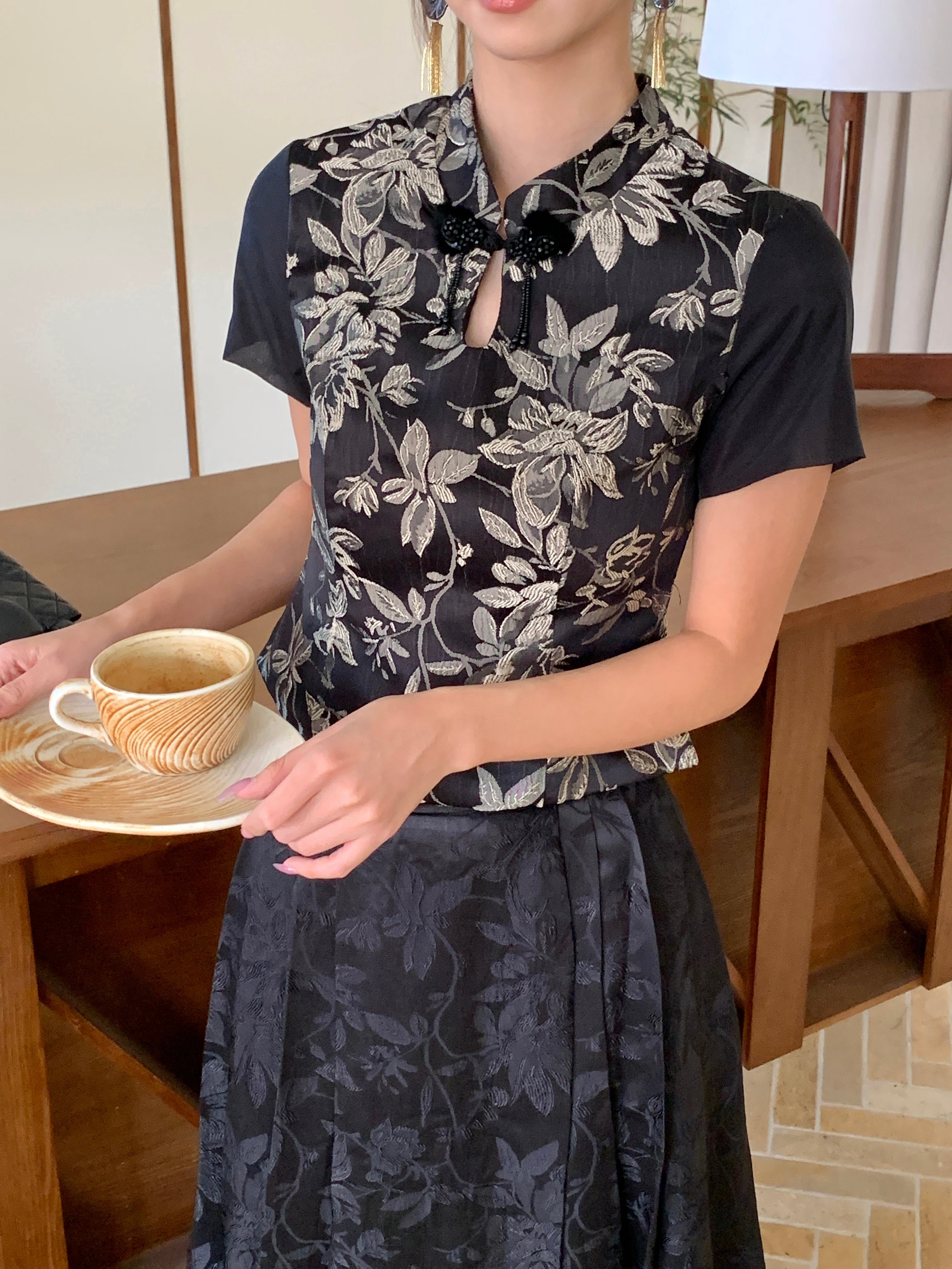 Mo Yin Cheongsam Top