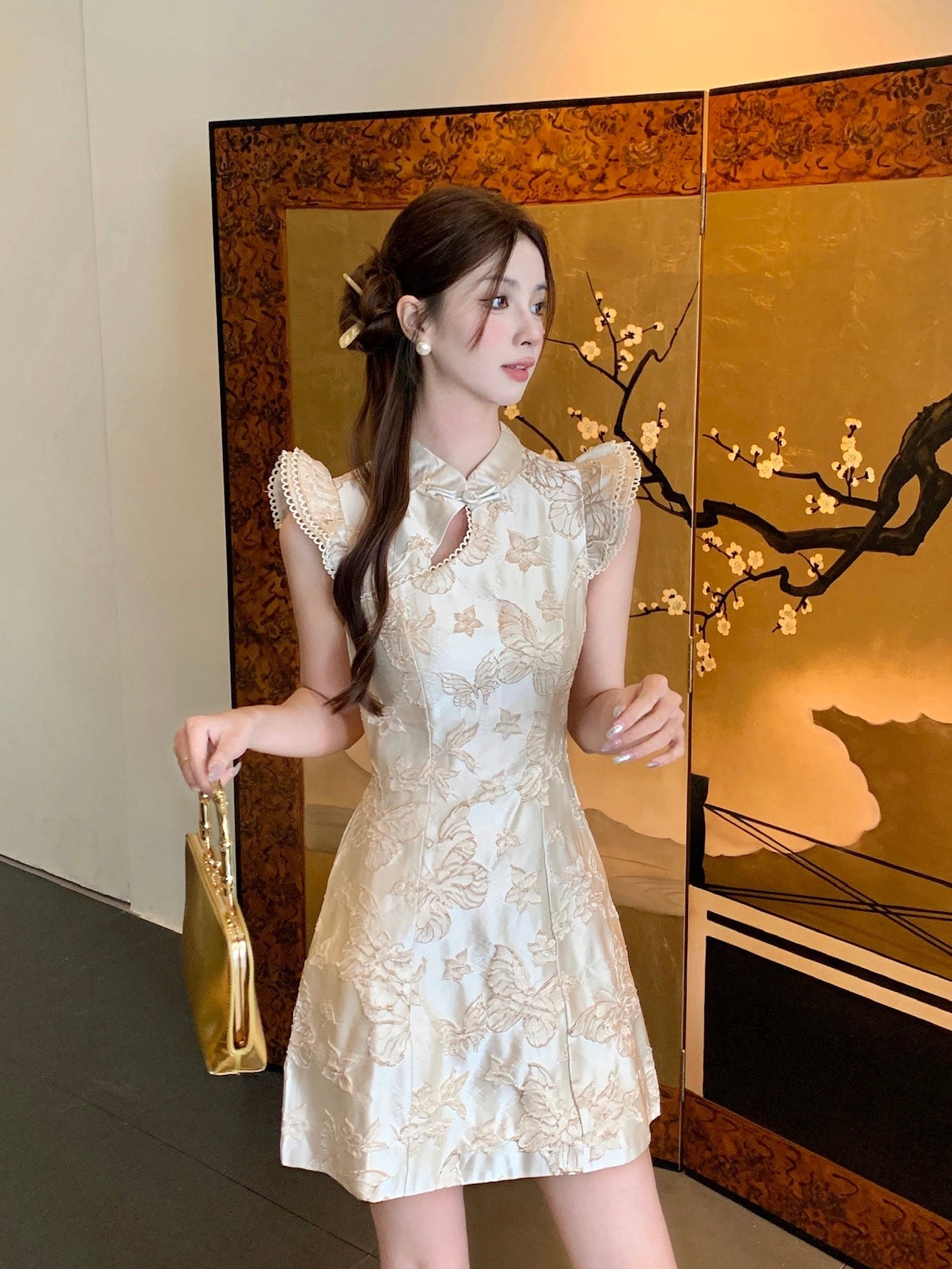 Hua Yin Dress