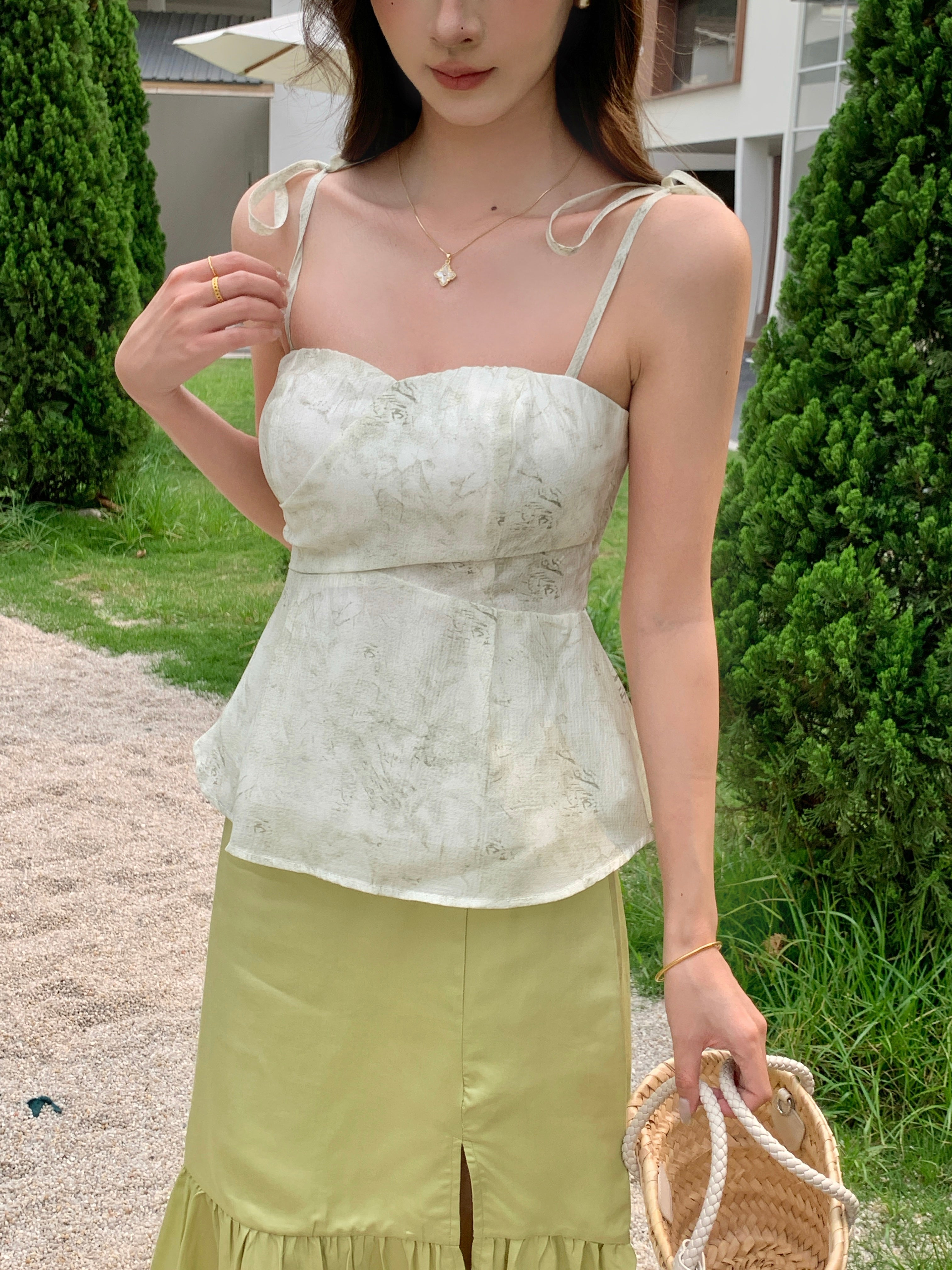 トップス meltthelady logo gradation camisole melt the lady logo gradation camisole - メルカリ
