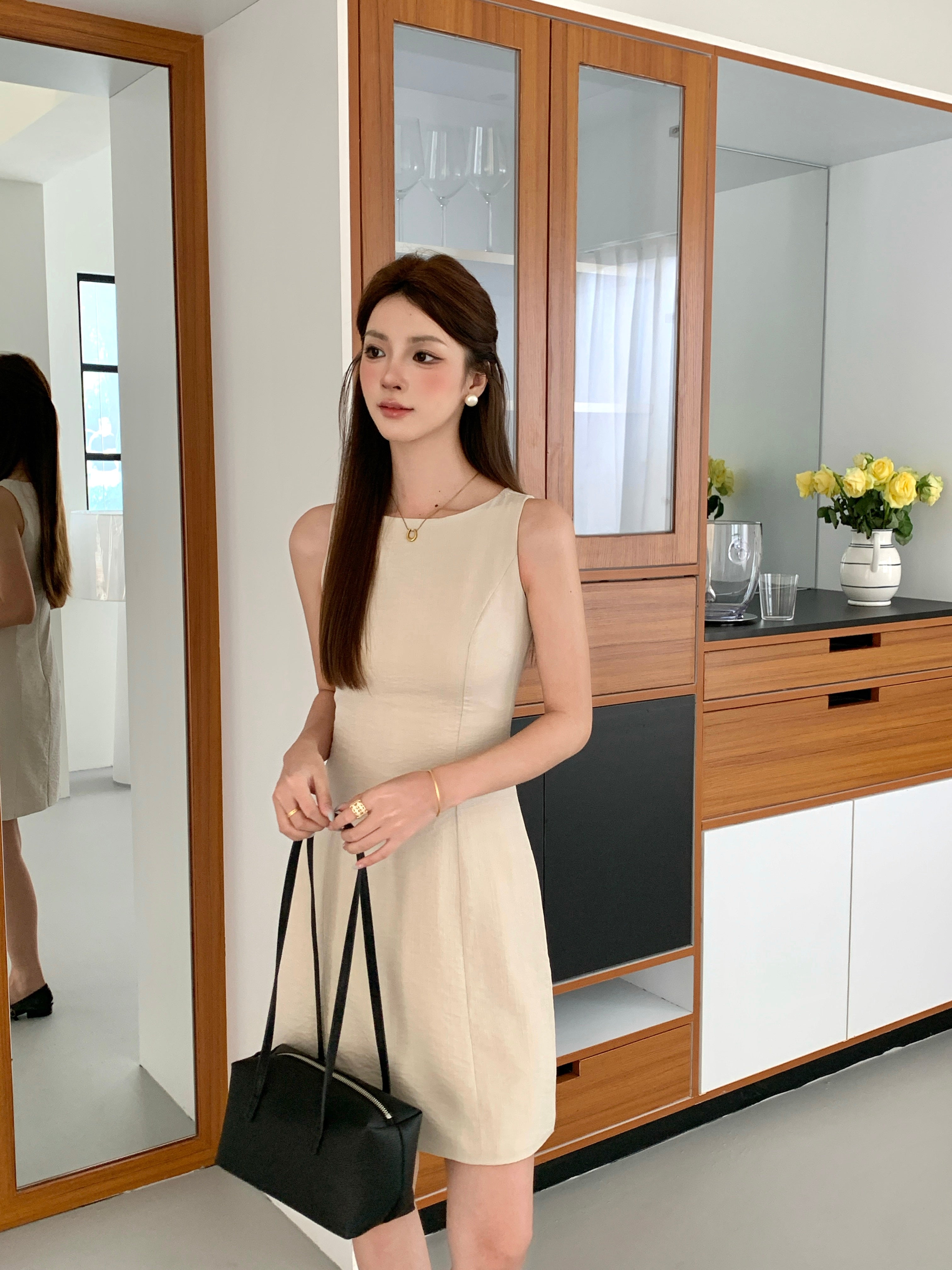 Lyira Dress