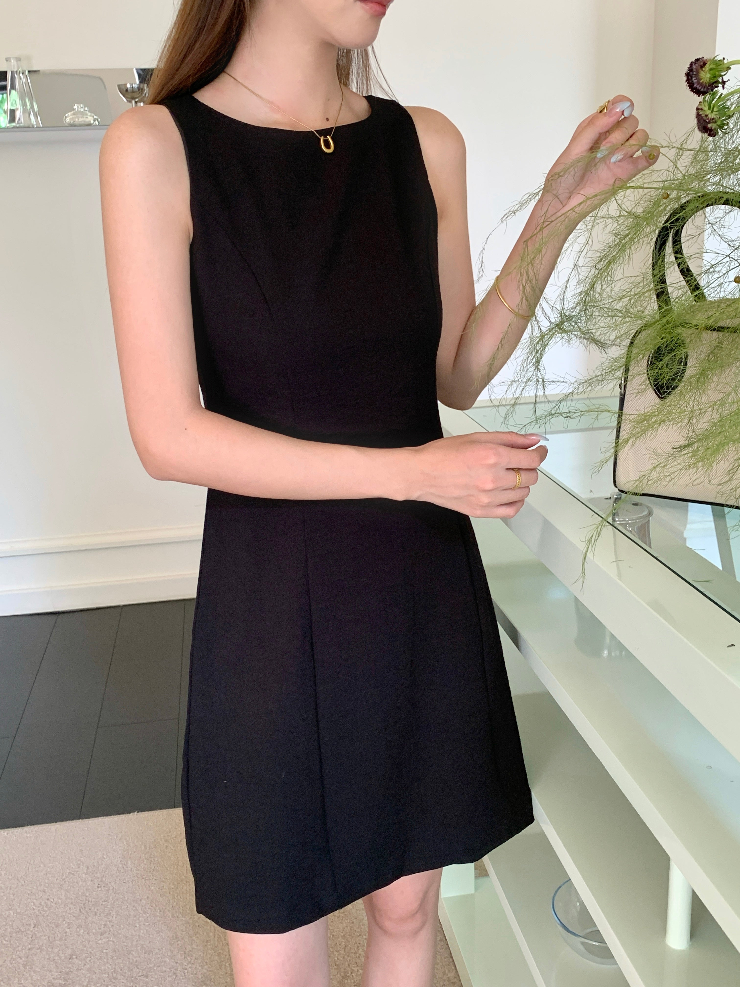 Lyira Dress