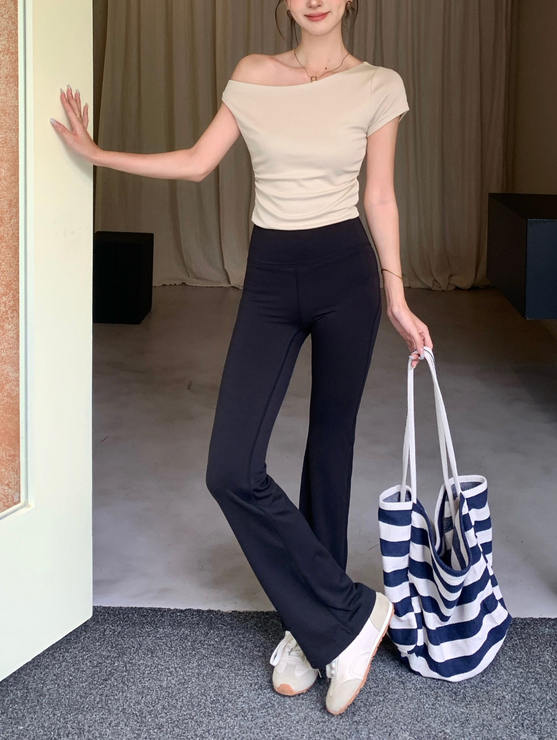 Zelia Yoga Pants