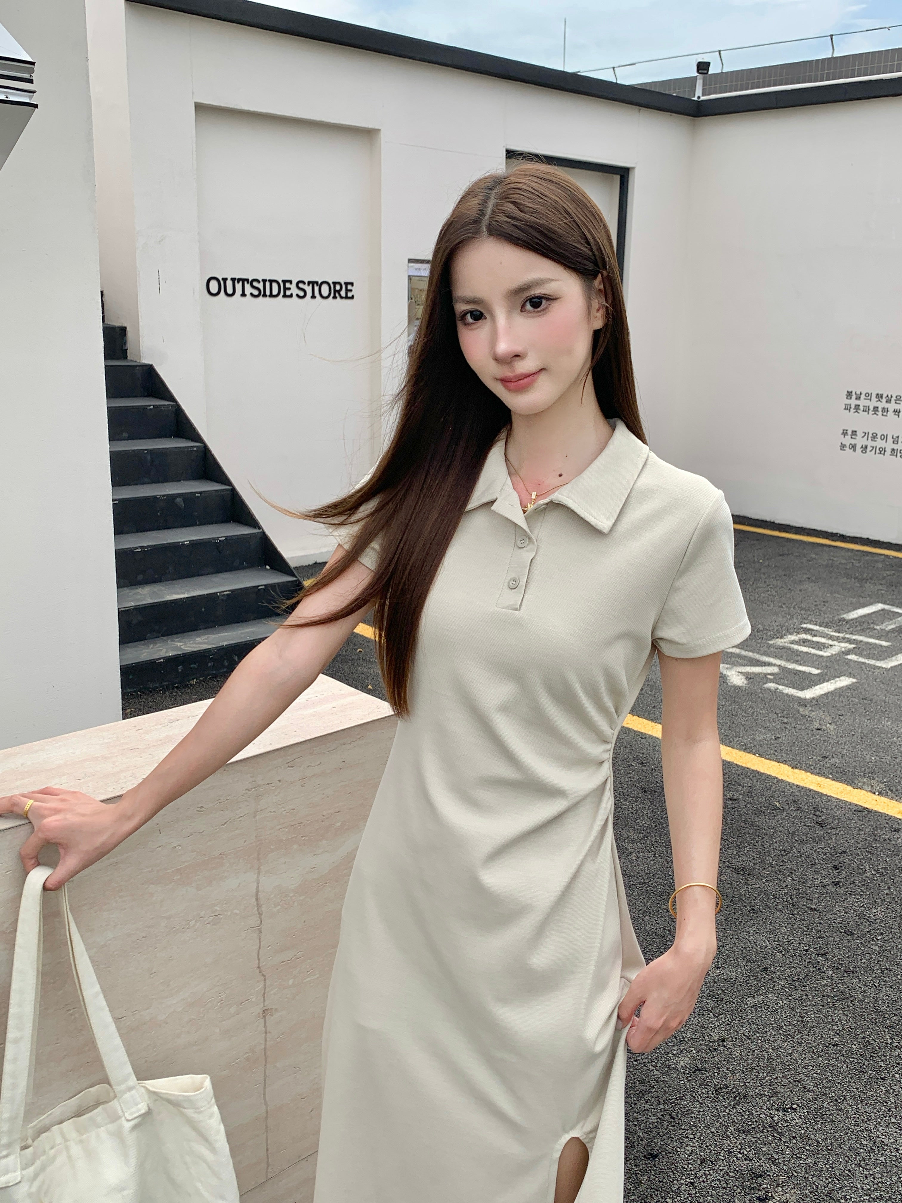 Poarch Dress