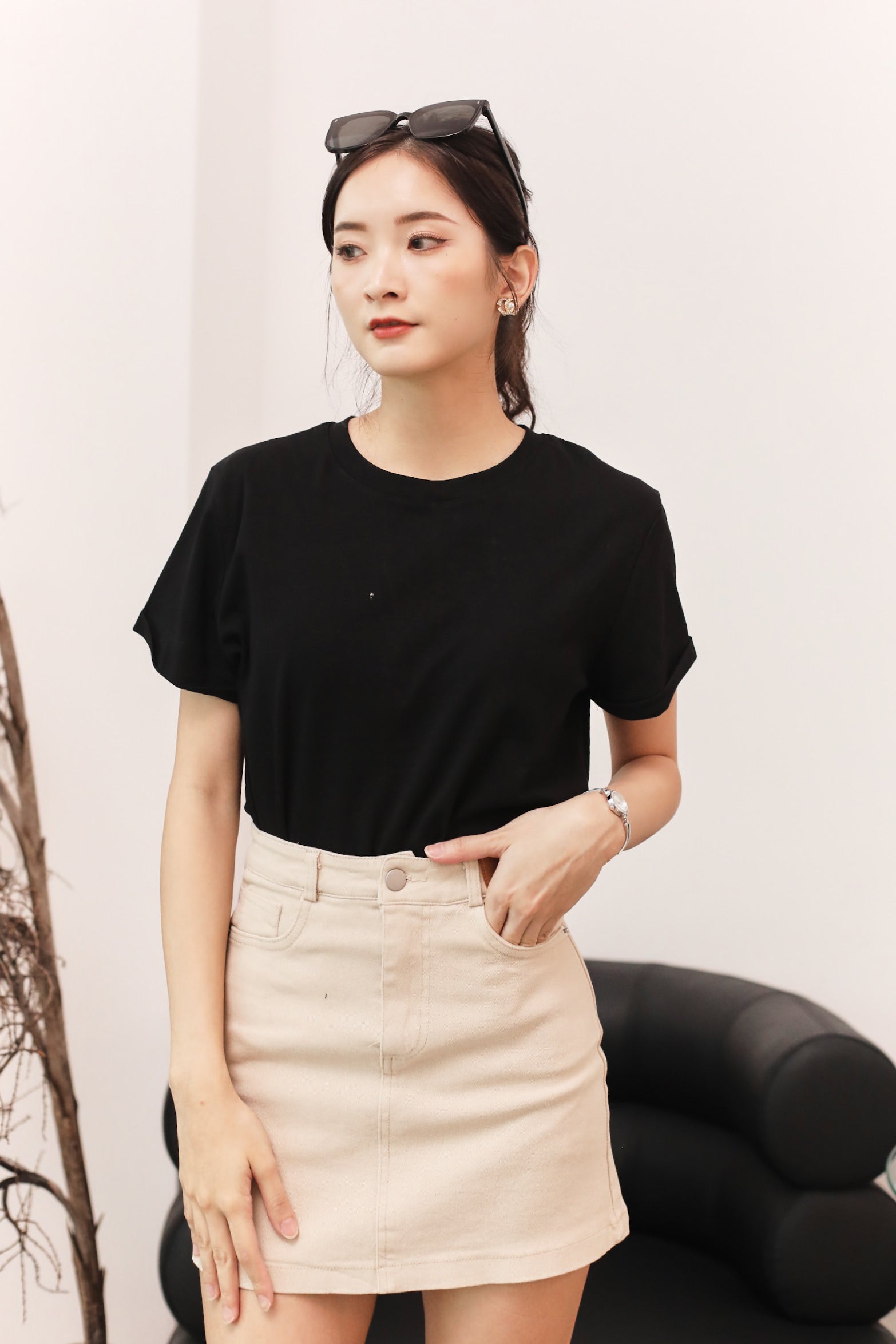 Simple Plain Tee - Black