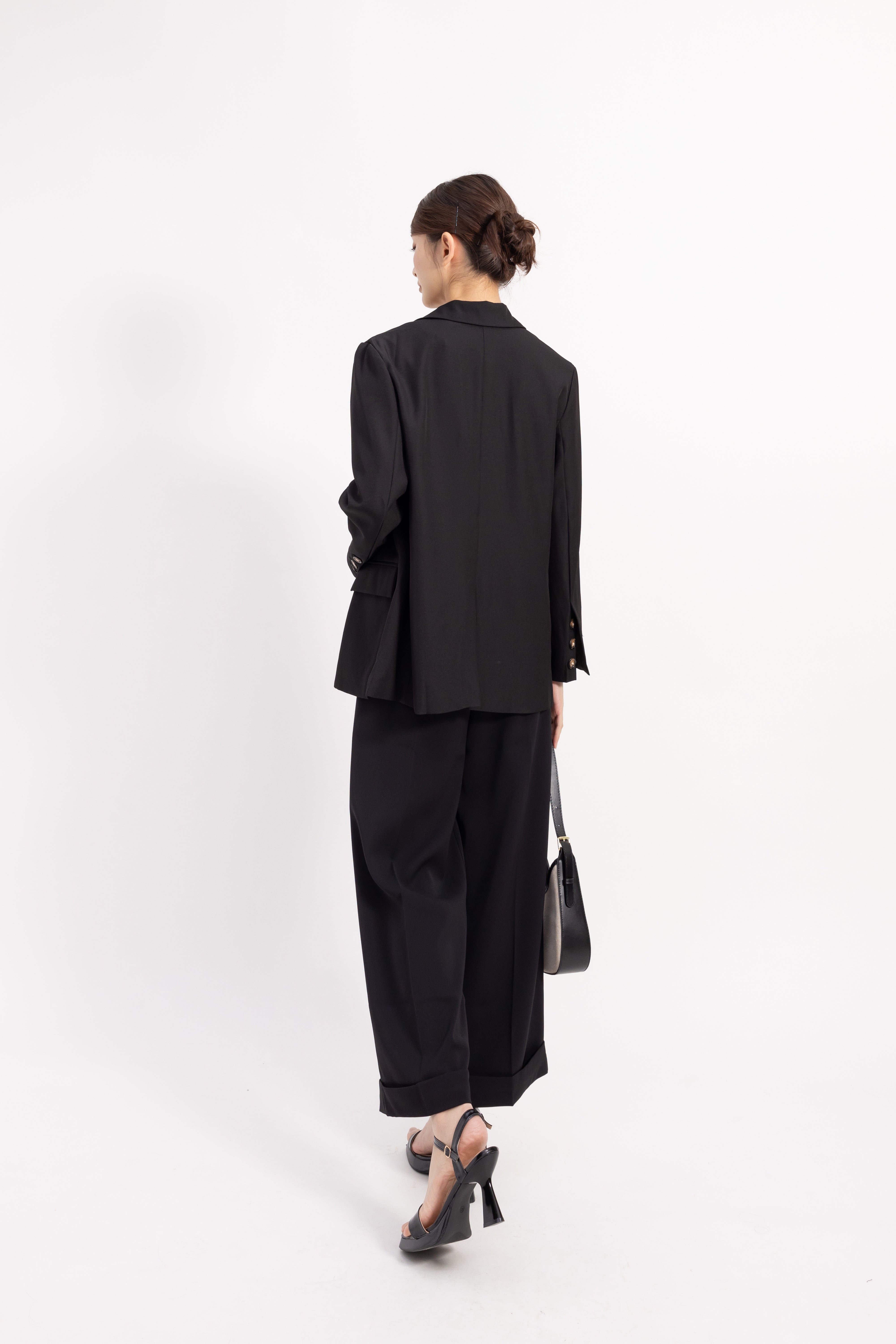 Anora Blazer